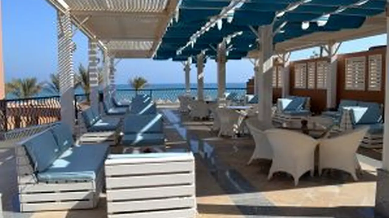 الفندق رومانس & أكوا بارك - العين السخنة